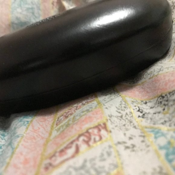 Hackett London sunglasses case - Picture 2 of 4